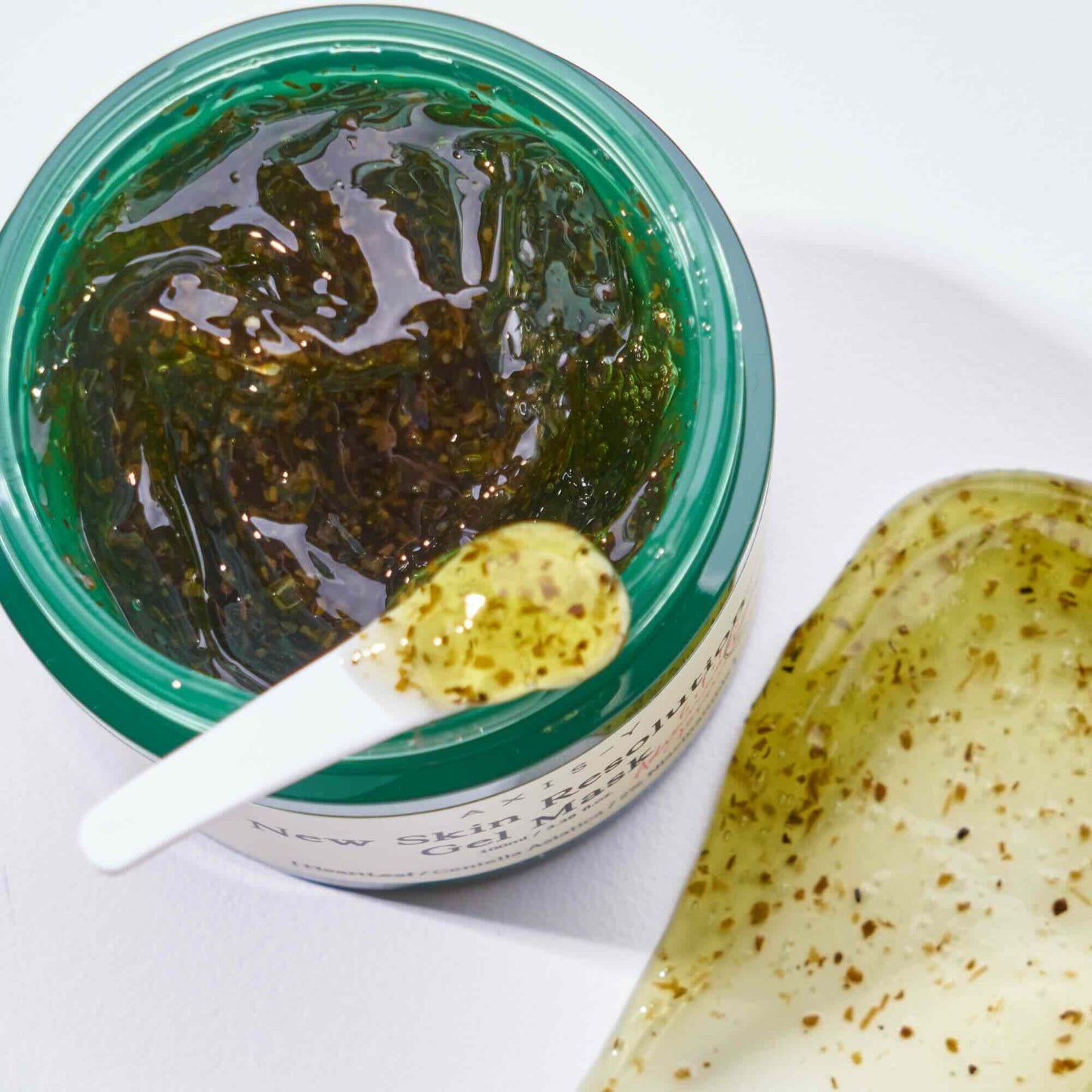 New Skin Resolution Gel Mask - AXIS-Y